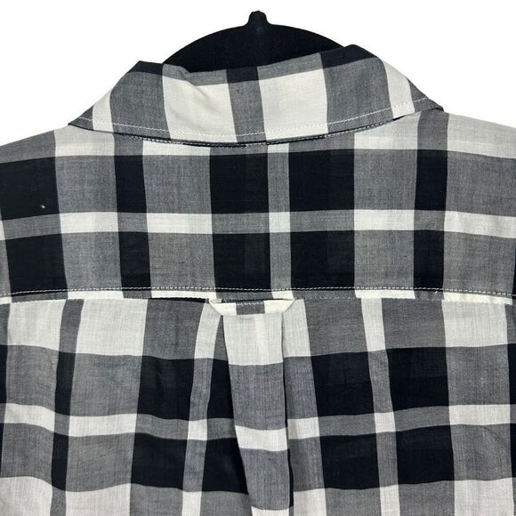 Black and white plaid button up - Picture 4 of 9